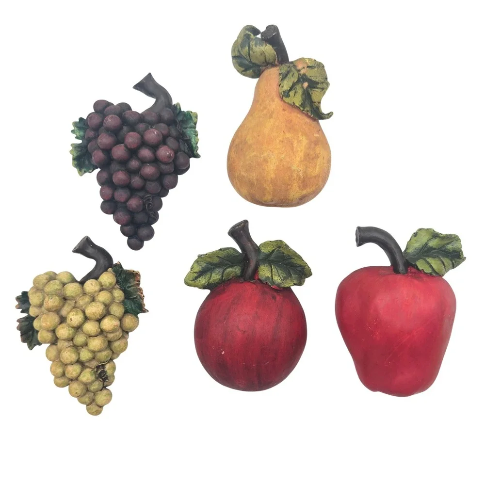 Vintage Resin Fruit Wall Decor Set 5pc Apple Pear Grapes Farmhouse Kitchen Art